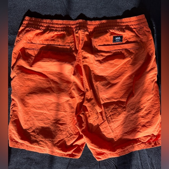 VANS SHORTS - Picture 2 of 3